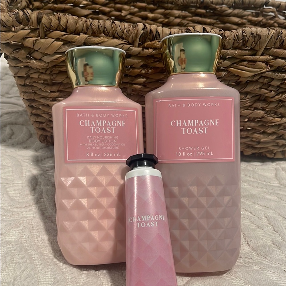 Bath & Body Works Champagne Toast Set